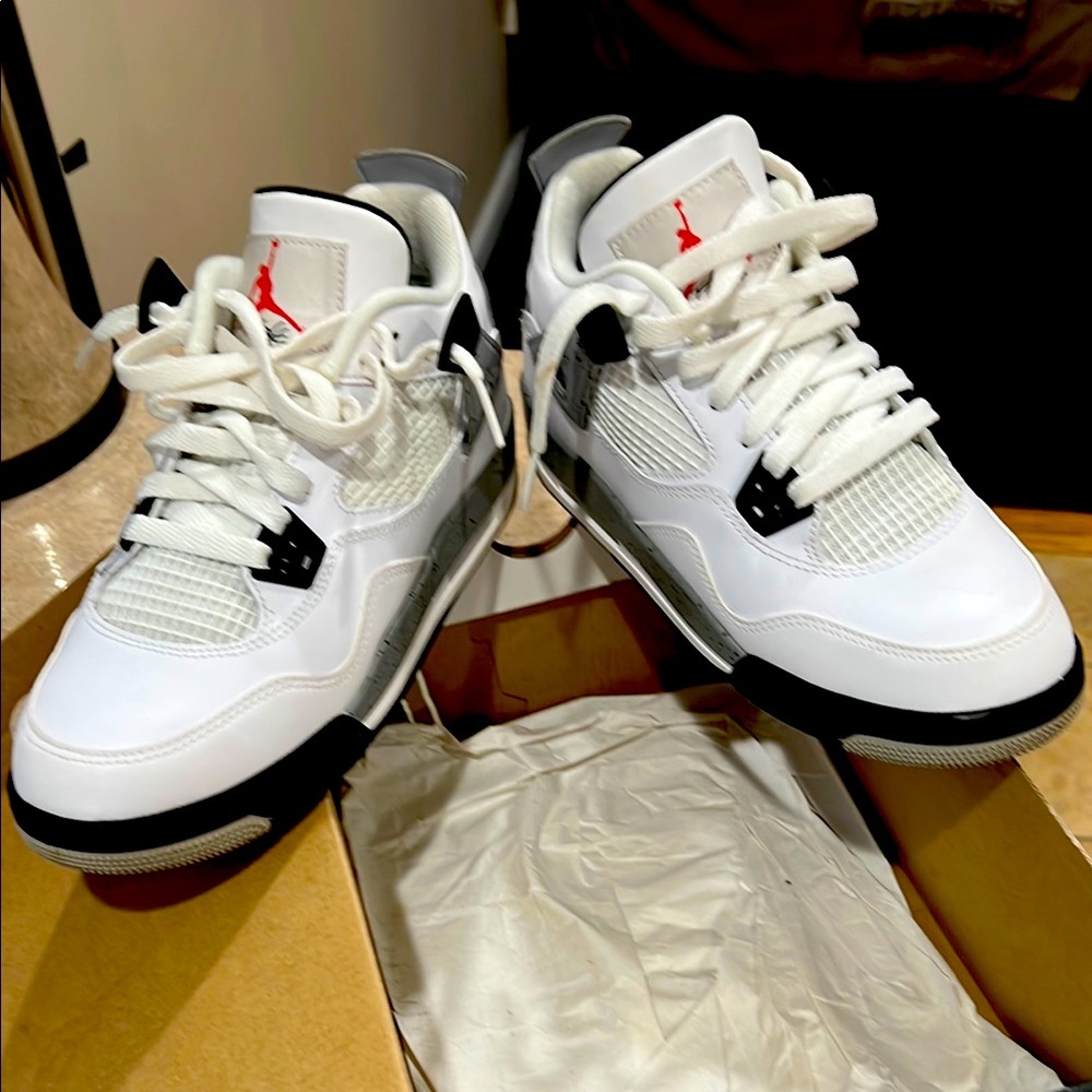 air jordan 4 retro’s - worn a few times